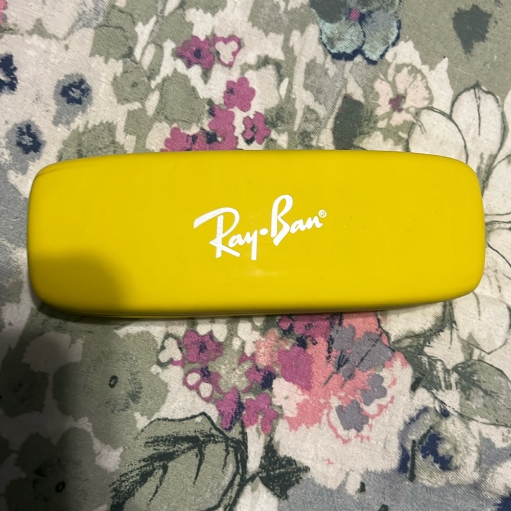 Ray Ban glasses case